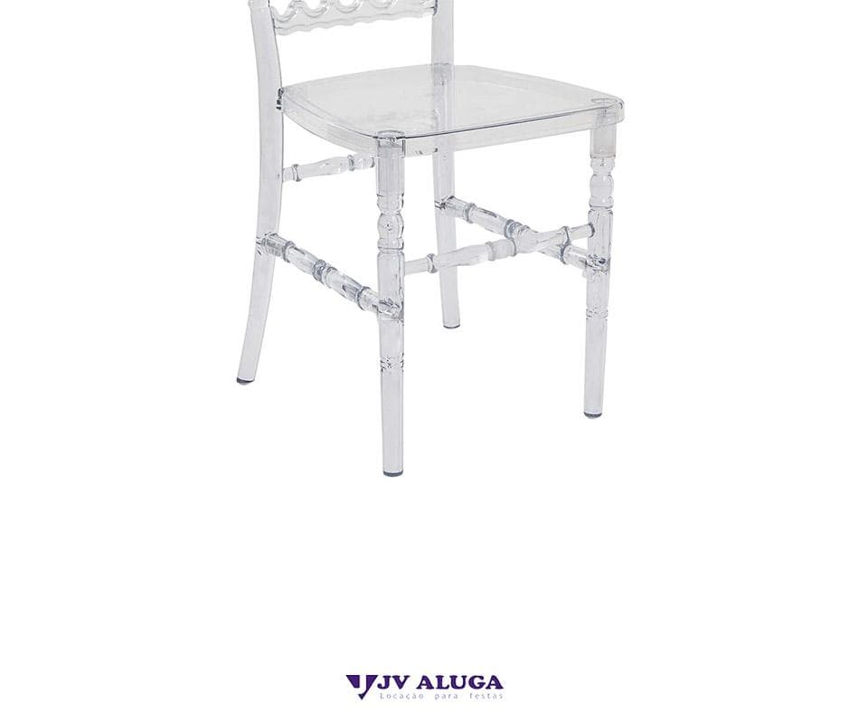 Imagem da galeria 3 de Aluguel Cadeira Royal Cristal