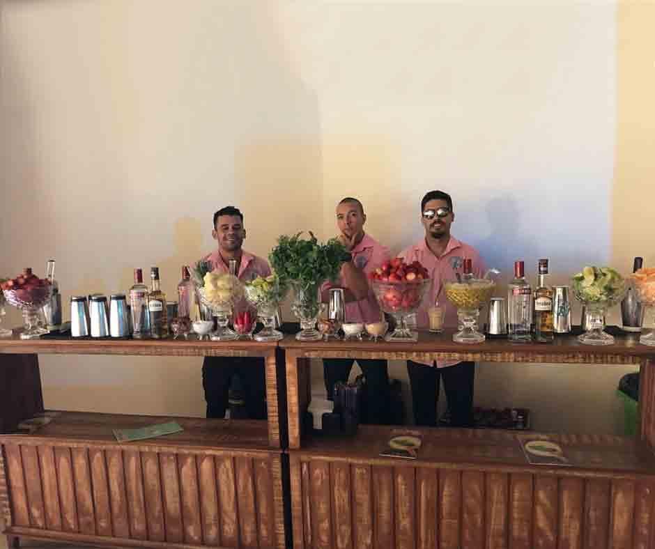 Imagem da galeria 2 de Bar em demolição 1,50(comp.) x 0,35(Largura) x 1,10( altura)