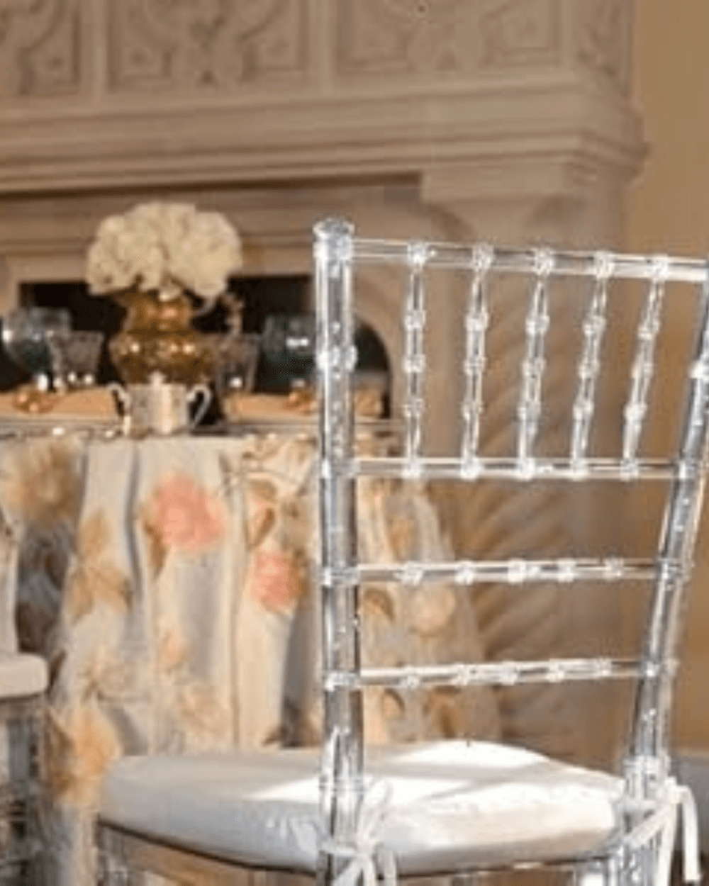 Imagem da galeria 4 de Aluguel Cadeira Tiffany Transparente
