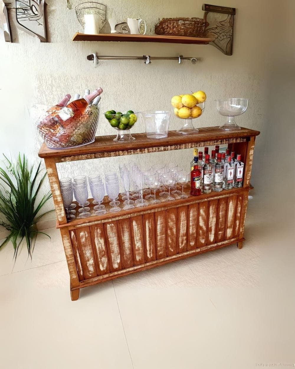 Bar em demolição 1,50(comp.) x 0,35(Largura) x 1,10( altura)